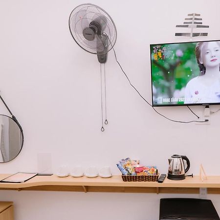 Chi'S Homestay & Coffee Хюэ Экстерьер фото